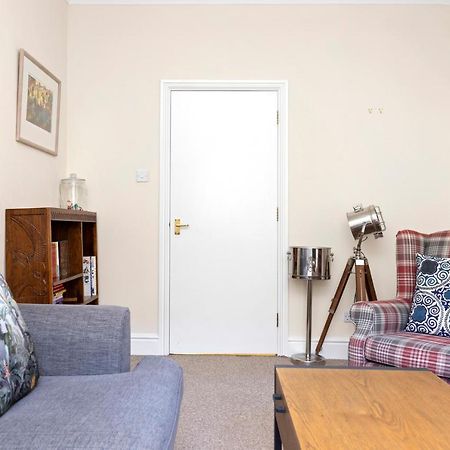 Apartamento Joivy Modern Flat On Rose Street Edimburgo Exterior foto