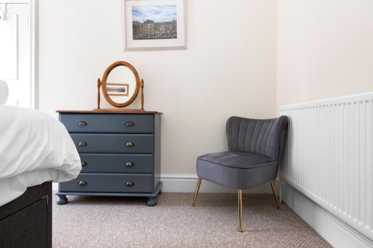 Apartamento Joivy Modern Flat On Rose Street Edimburgo Exterior foto
