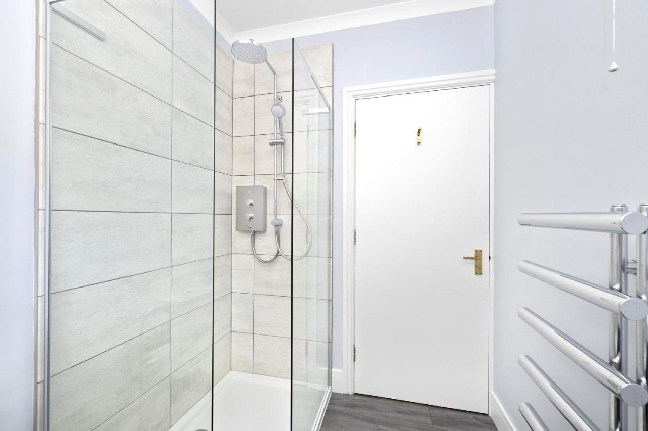 Apartamento Joivy Modern Flat On Rose Street Edimburgo Exterior foto