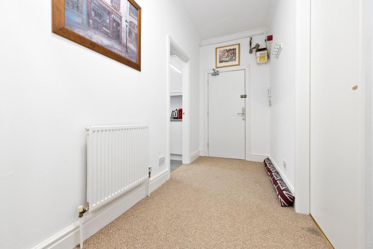 Apartamento Joivy Modern Flat On Rose Street Edimburgo Exterior foto