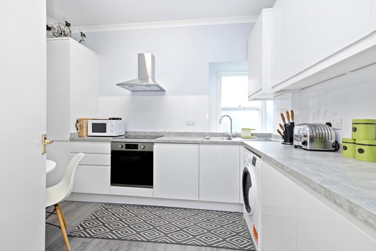 Apartamento Joivy Modern Flat On Rose Street Edimburgo Exterior foto